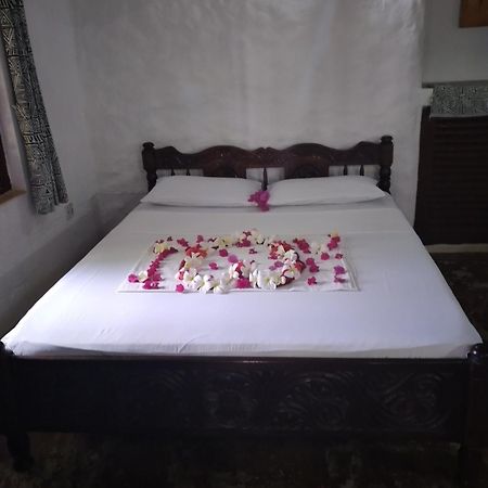 Diani Banda Cottages เดียนีบีช ห้อง รูปภาพ